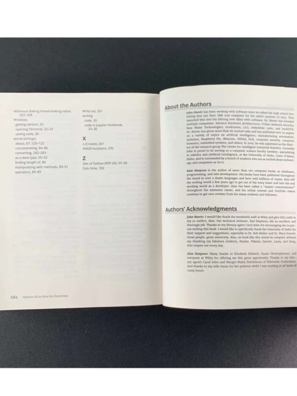 Python All-In-One for Dummies. 3rd Edition. 7 Books in One! 682 pages. 2024.